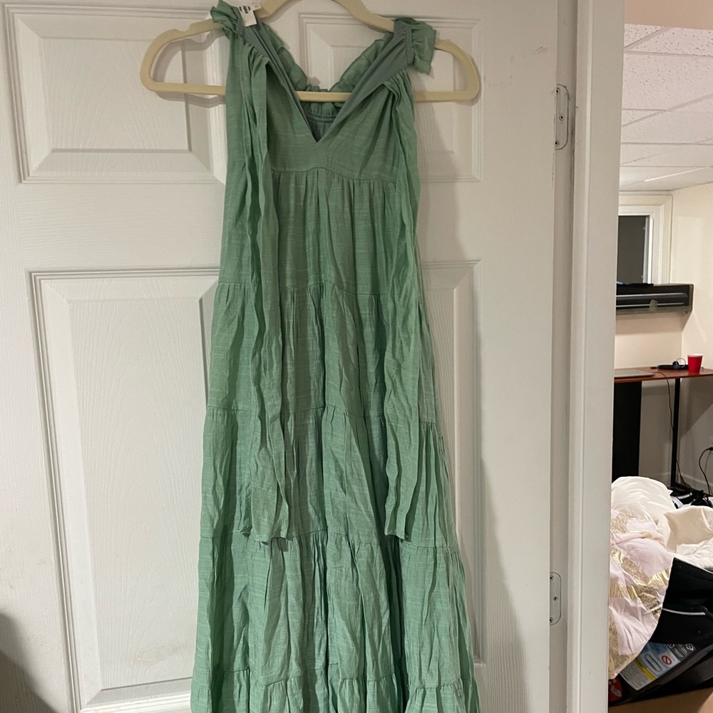 Entro may days small sage dress nwt